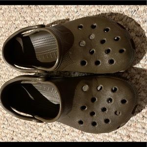 Brown Crocs Size 6-7 Mens 8-9 Women’s